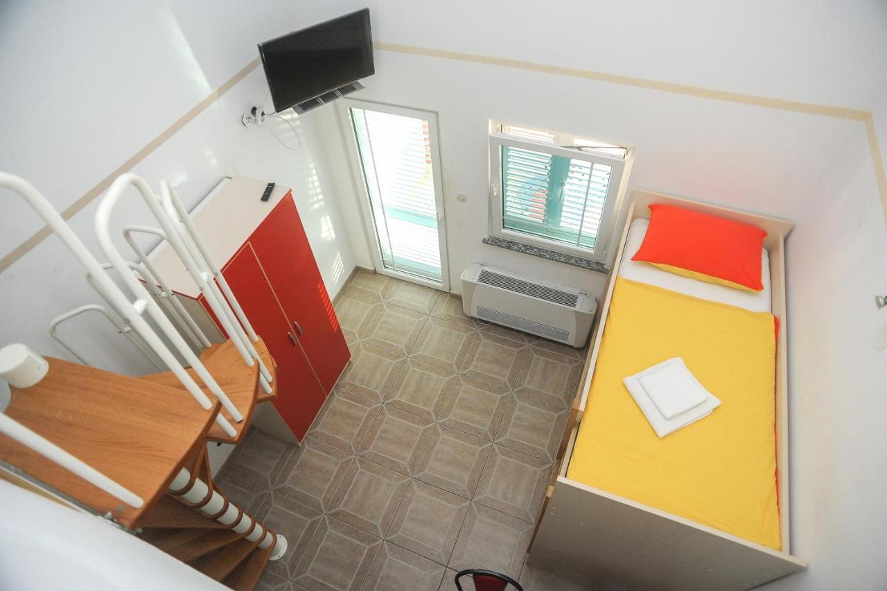 Maisonette Studio