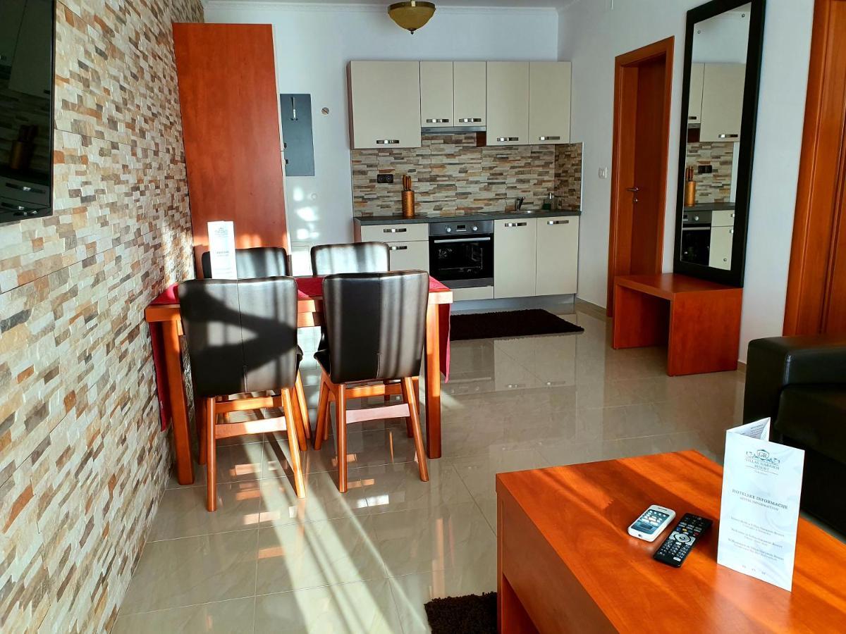 Luxury Family Apartment Balcony 4 star Annex Building,1024824553:JPEG