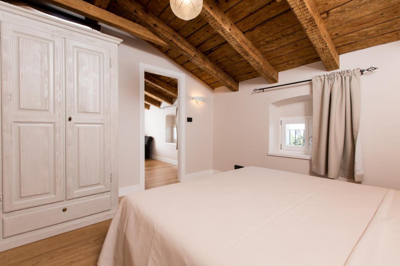 Standard Triple Room,1033169471:JPEG
