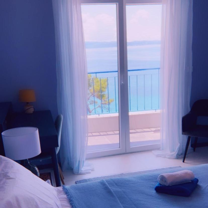Deluxe Double Room with Balcony and Sea View,1111881927:JPEG