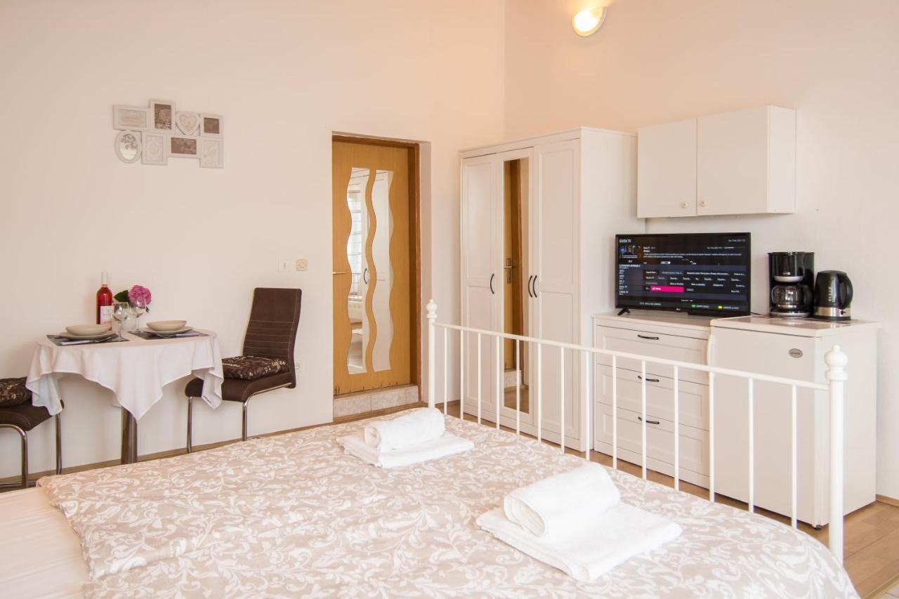 Doppelzimmer mit Balkon