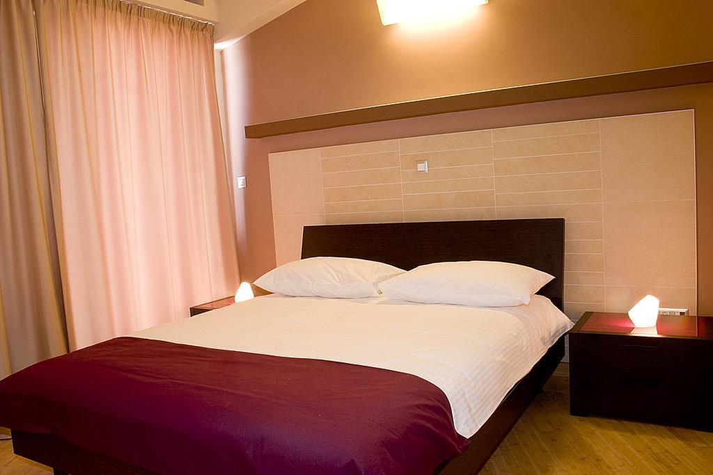 Double Room with Balcony and Sea View