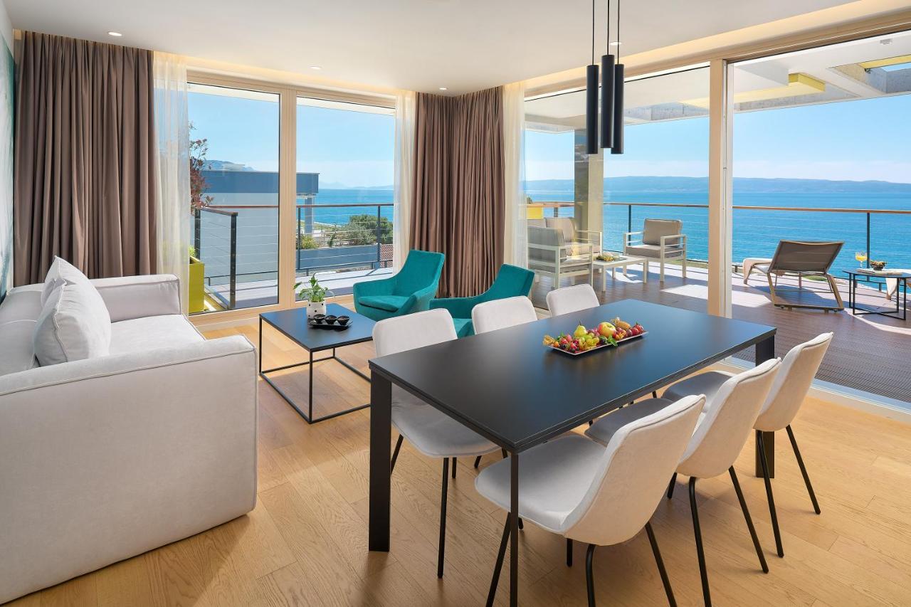 Two-Bedroom Apartment with Terrace, Sea View and Jacuzzi