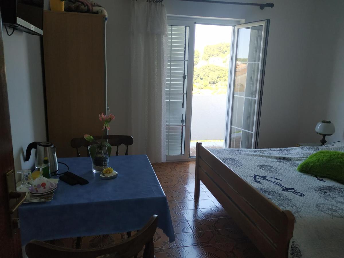 Doppelzimmer mit Balkon