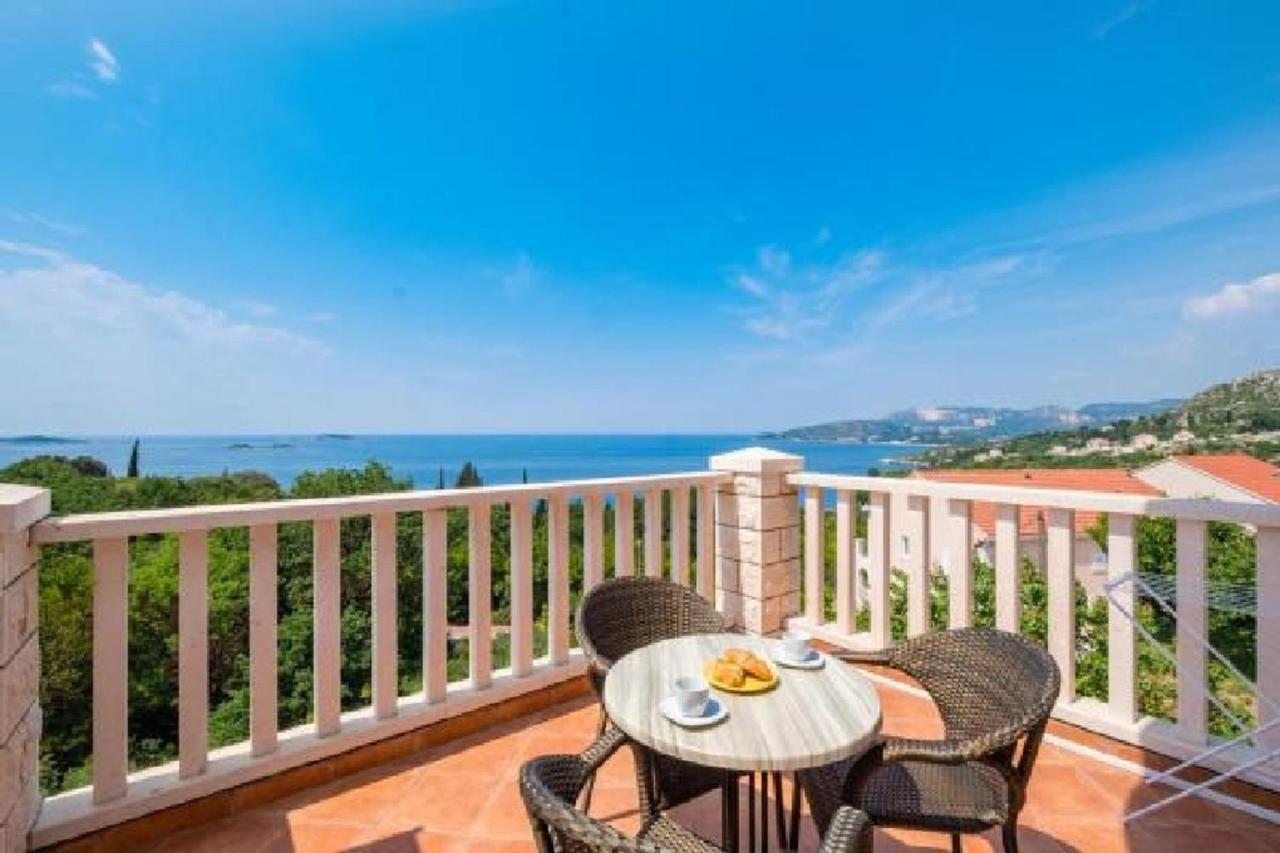 Deluxe Apartment mit 1 Schlafzimmer, Terrasse und Meerblick