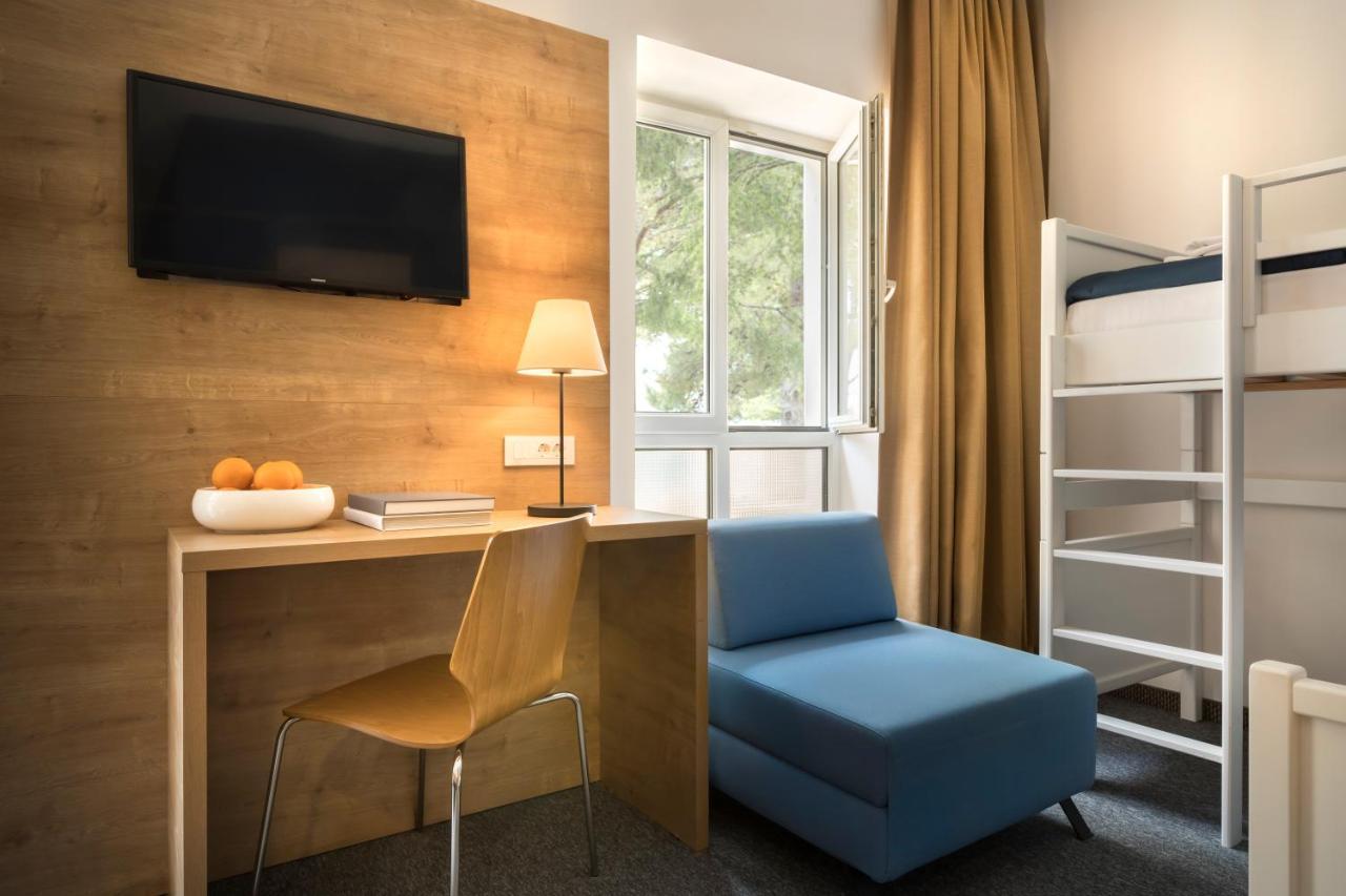 Chambre Familiale avec Vue sur le Parc