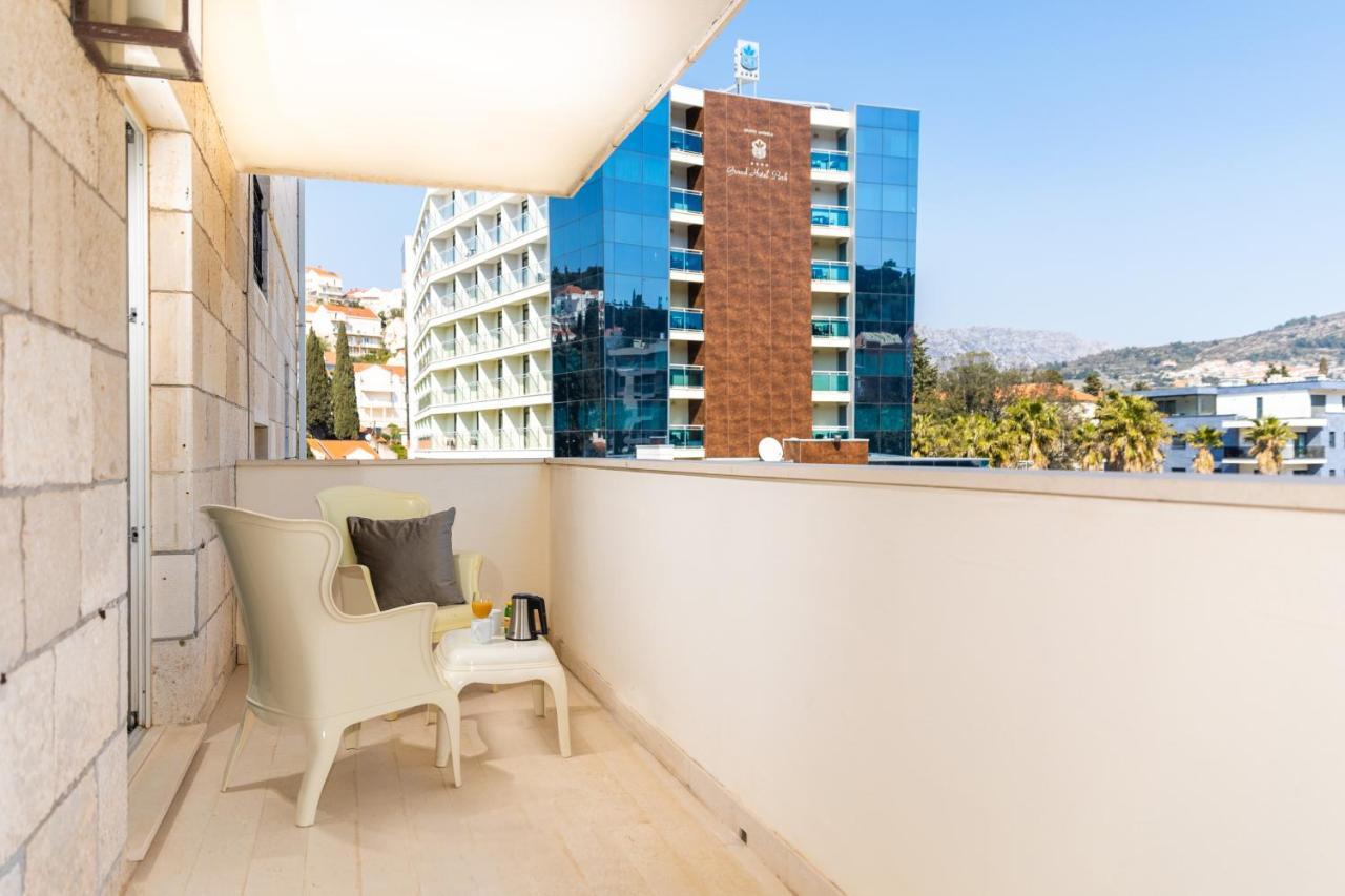 Double or Twin Room Annex Villa