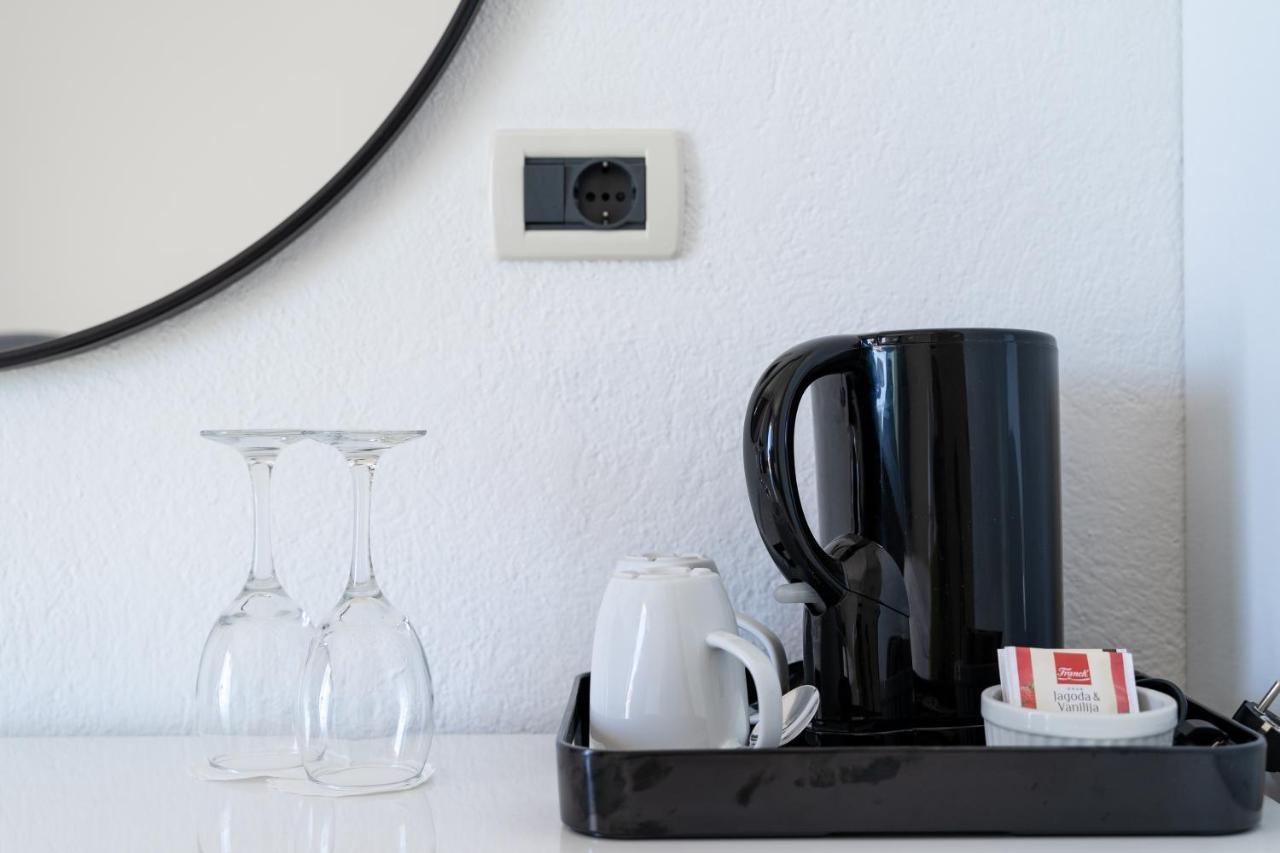 Doppel-/Zweibettzimmer mit Gartenblick