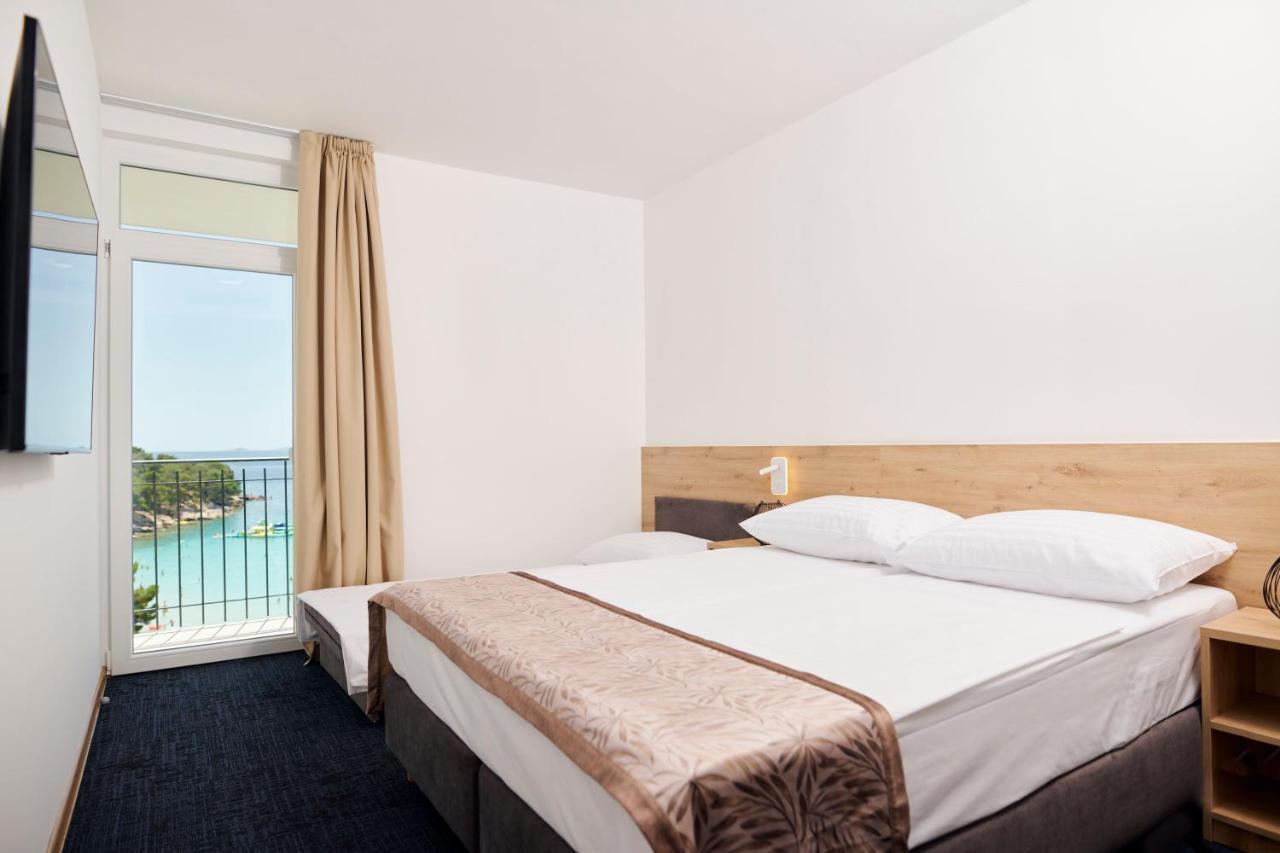 Familienzimmer mit Meerblick und Balkon