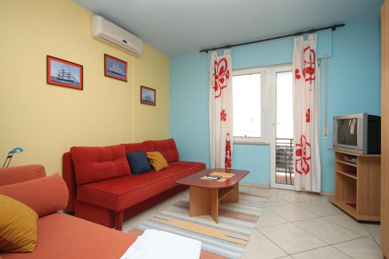 Appartement met 1 Slaapkamer en een Balkon