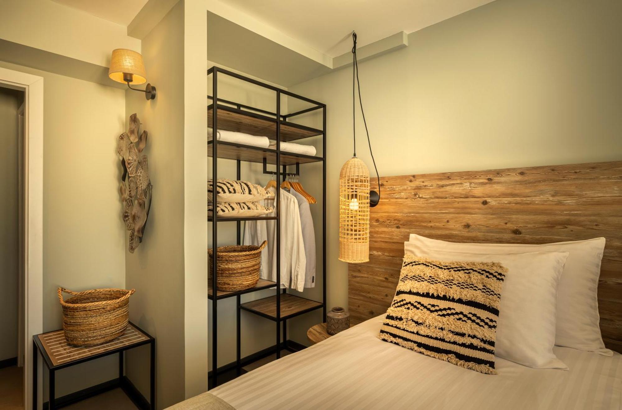[PLACESROOM] for 4 Seaside