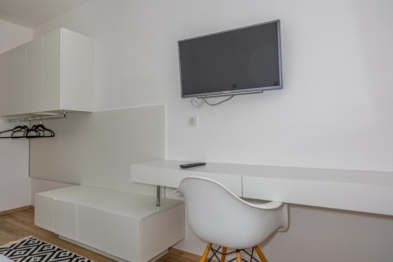 Doppelzimmer mit Gartenblick