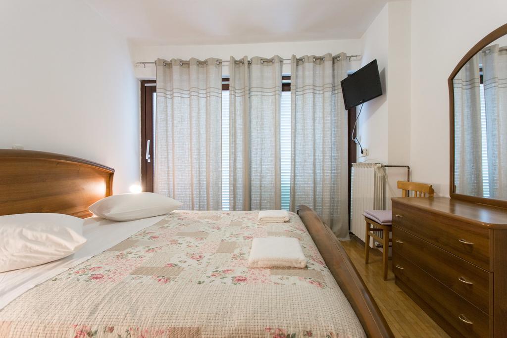 Doppelzimmer mit Balkon