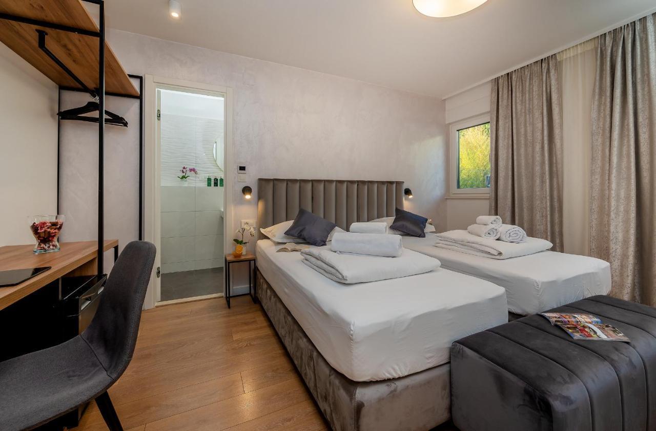 Deluxe Tweepersoonskamer met 1 of 2 Bedden