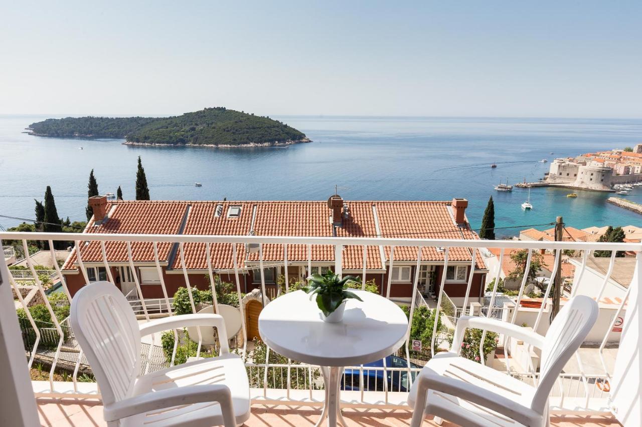 One Bedroom Suite with Balcony and Sea View