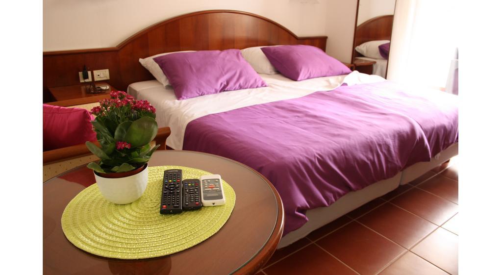 Chambre Double ou Lits Jumeaux avec Balcon