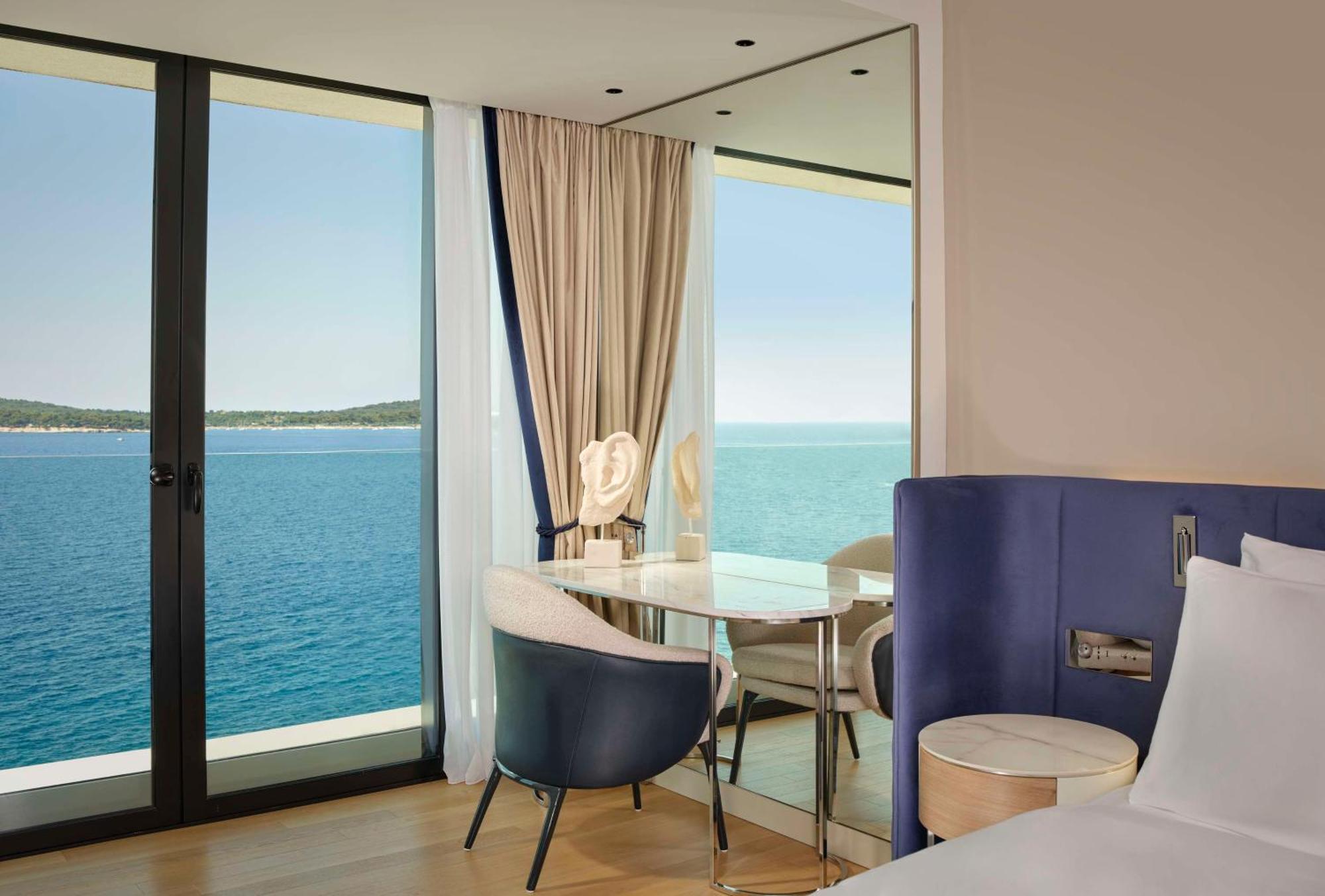 Hébergement Supérieur Collection - Vue Panoramique sur Mer
