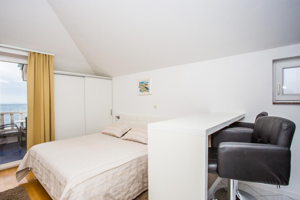 Studio Apartment Sea View