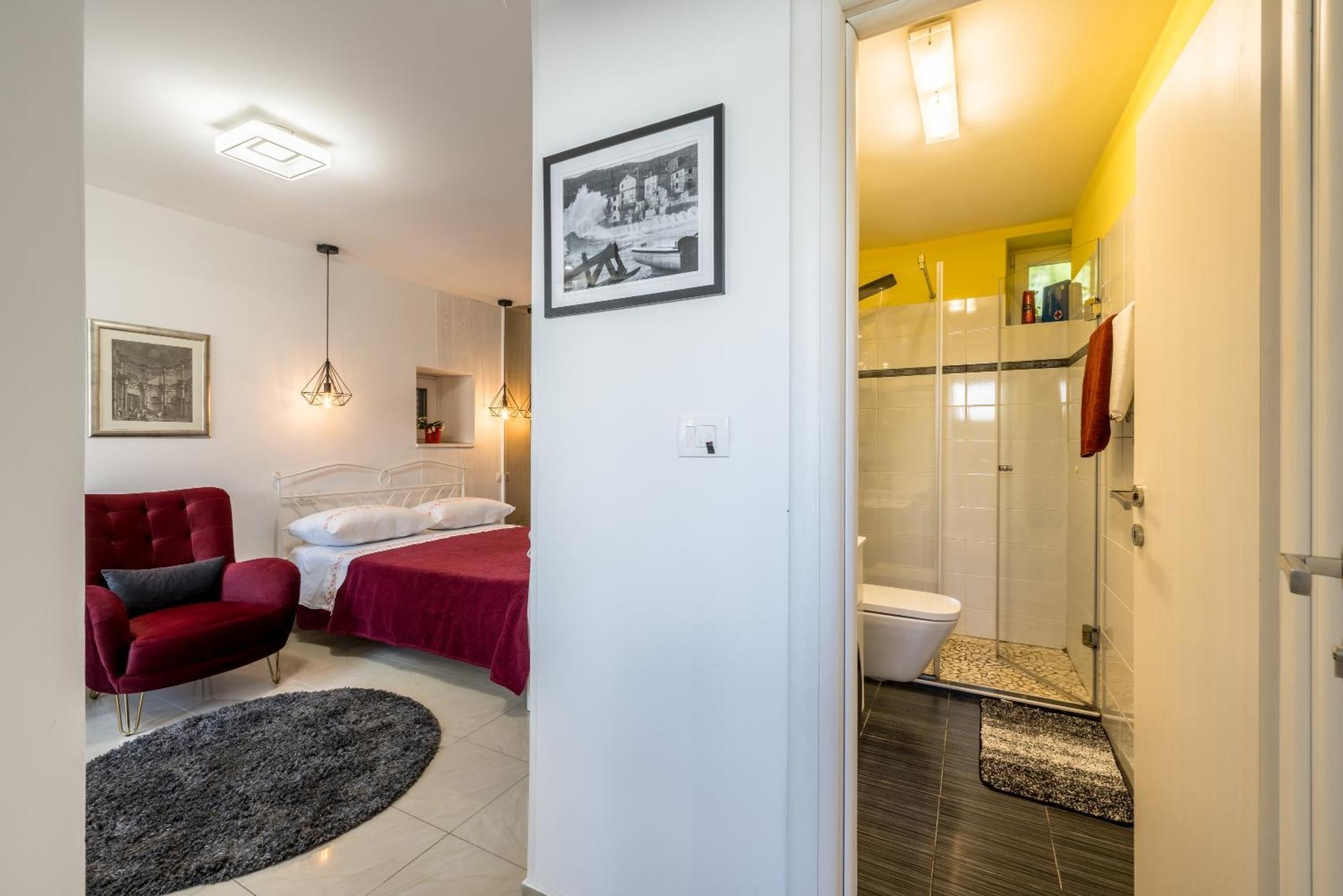 One-Bedroom House