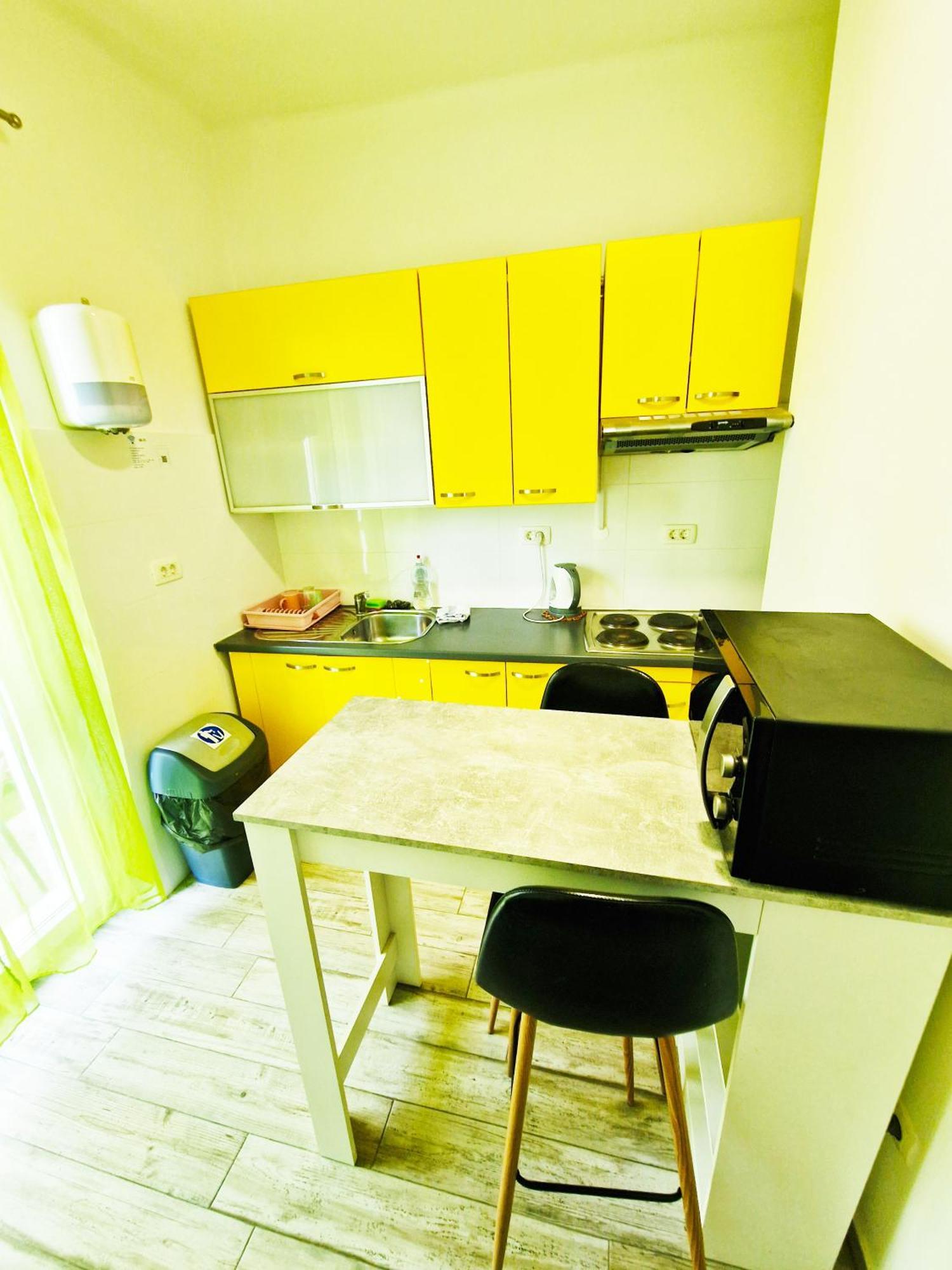 Chambre Lits Jumeaux avec Toilettes Communes