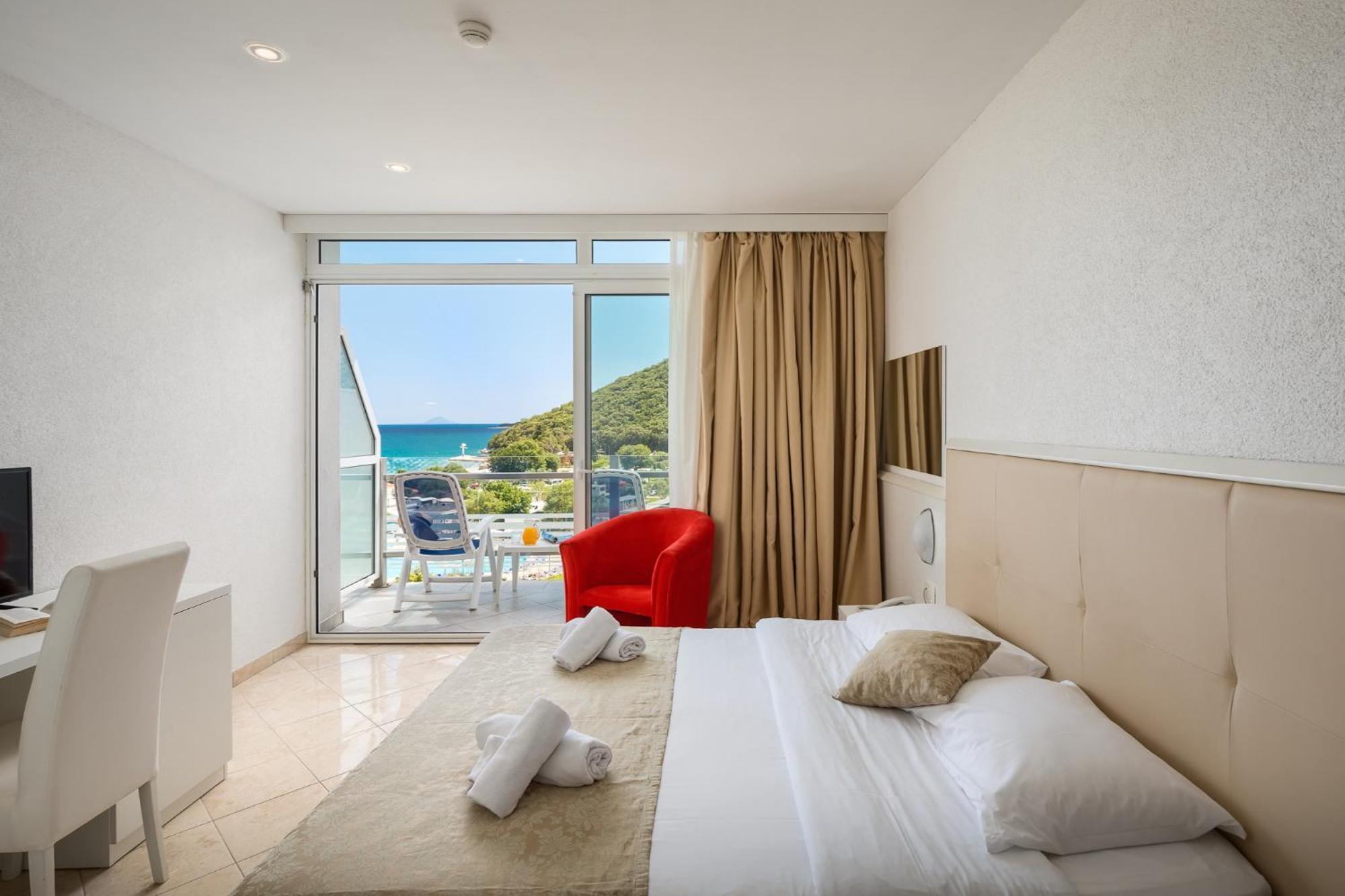 Standard Double or Twin Room with Sea View,1598892508:JPEG