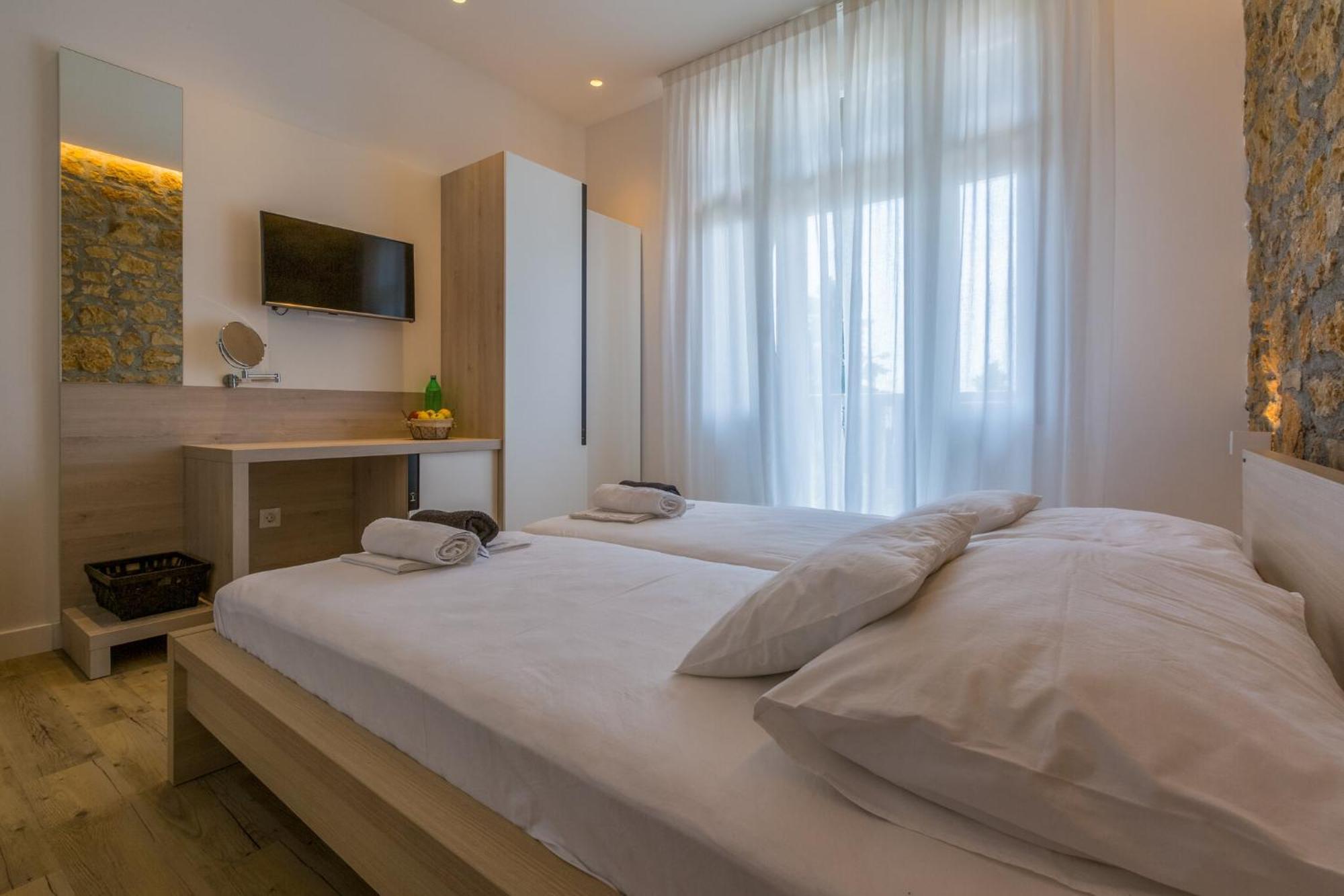 Tweepersoonskamer met 1 of 2 Bedden en Uitzicht op Zee