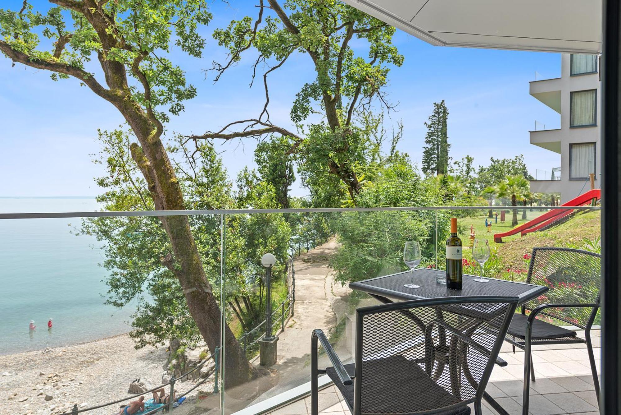 Apartment with Sea View