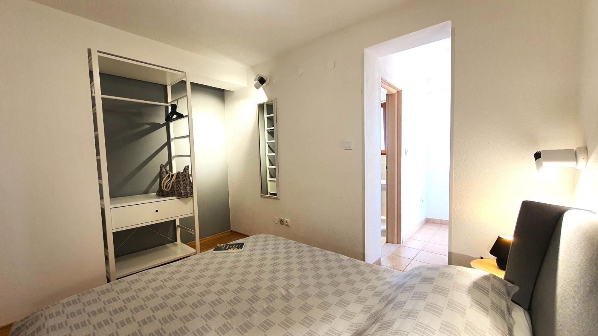 Standard Apartment mit 2 Schlafzimmern und Balkon