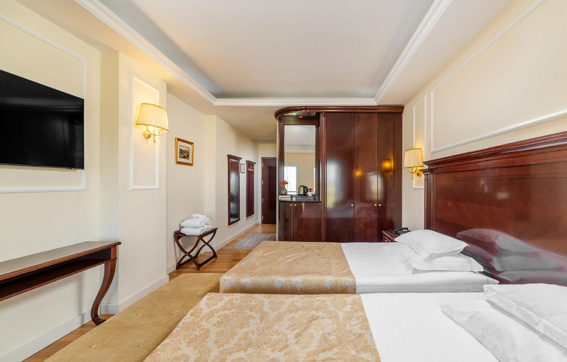 Double or Twin Room with Extra Bed
