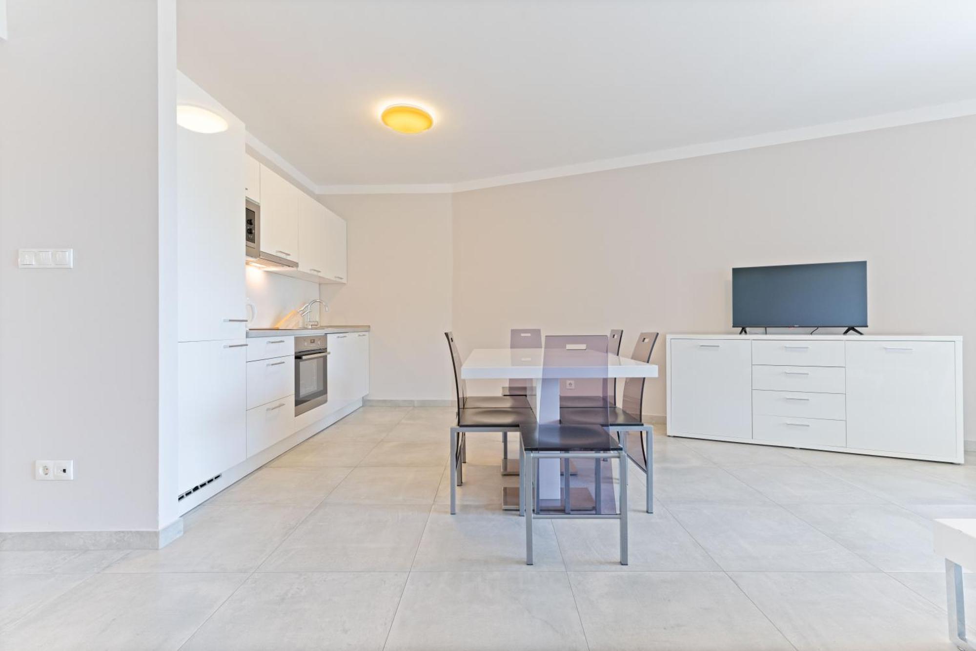 Apartment mit 2 Schlafzimmern und Balkon