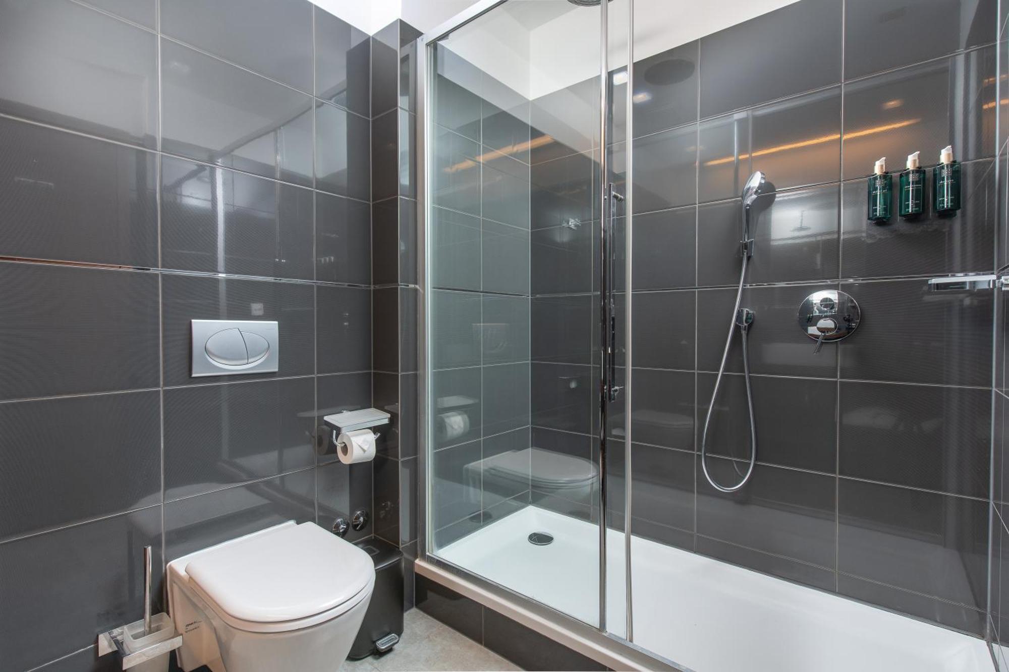 Classic Double Room,1670701899:JPEG