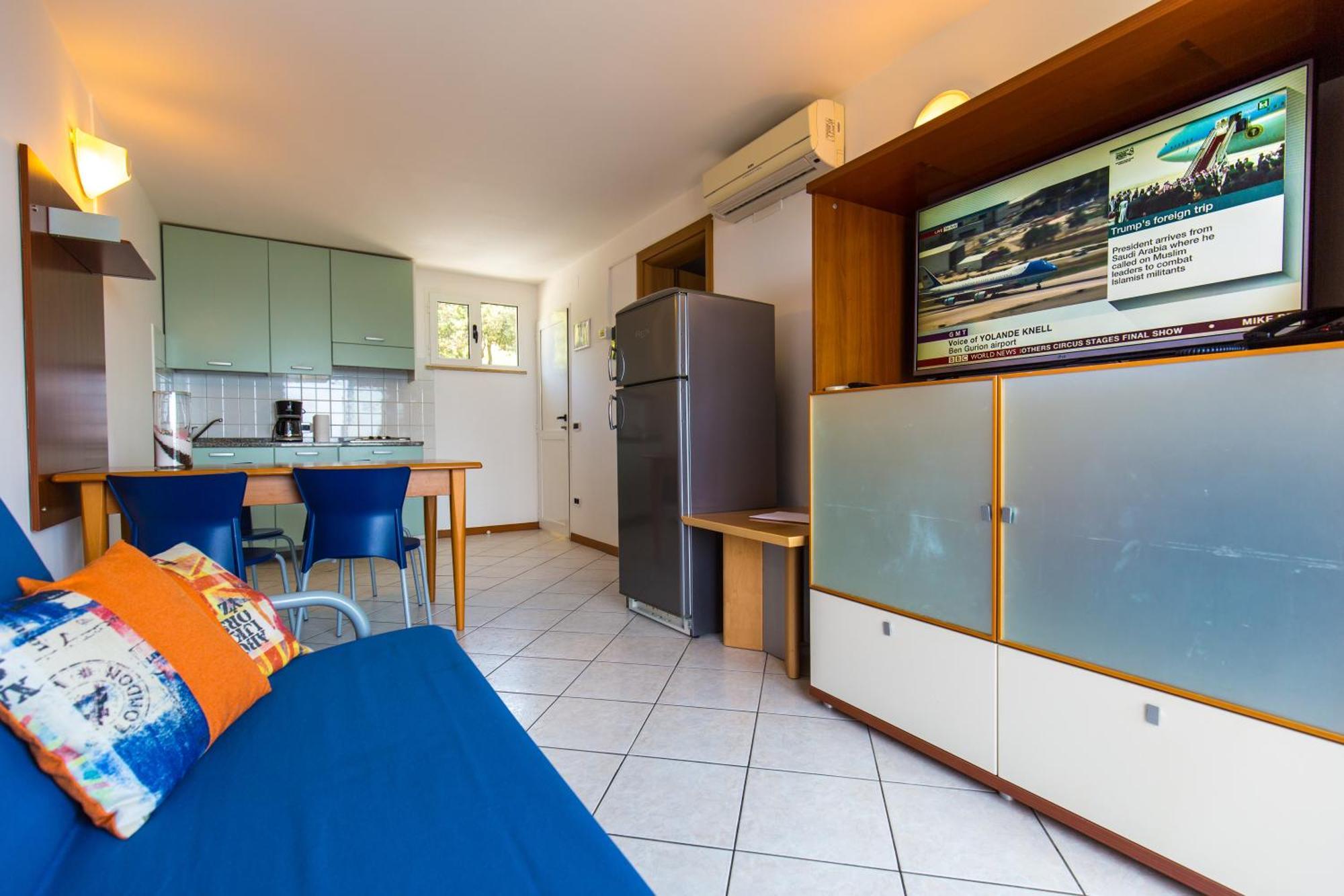 One-Bedroom Apartment with Balcony and Sea View (4 Adults),1212130528:JPEG
