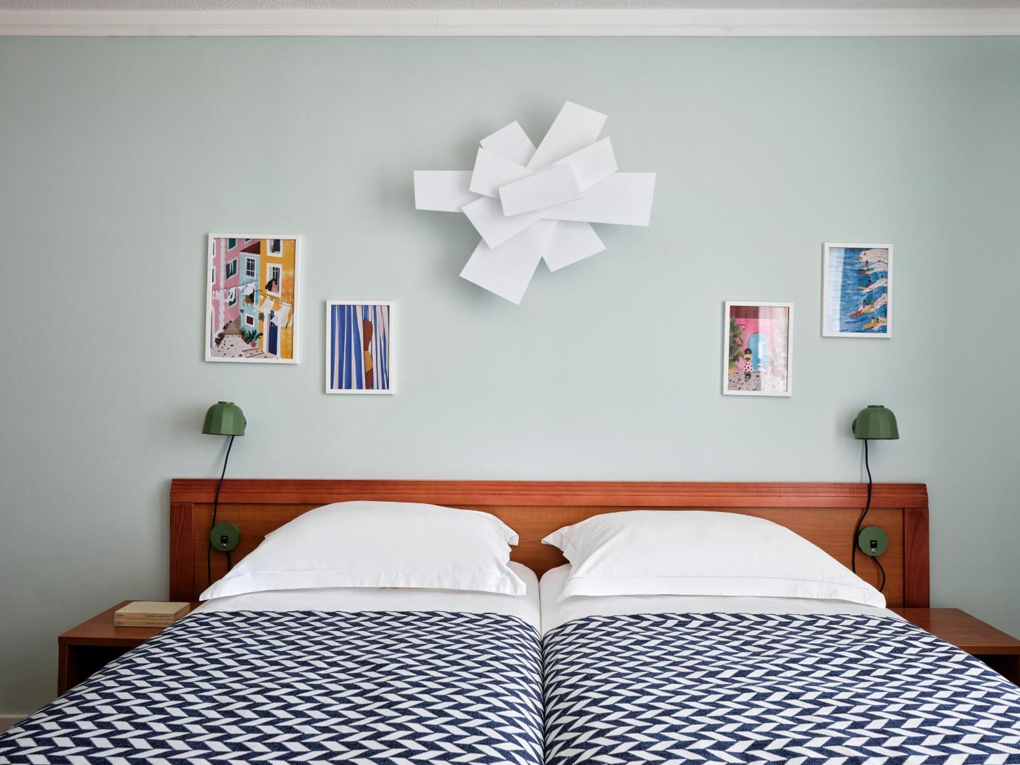 Chambre Lits Jumeaux avec Balcon et Vue sur la Cour