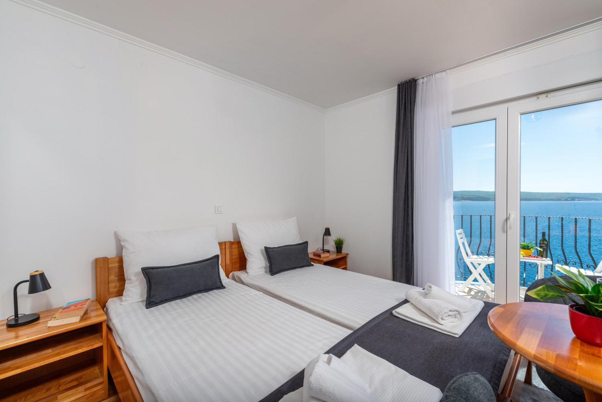 Economy Double Room Sea View