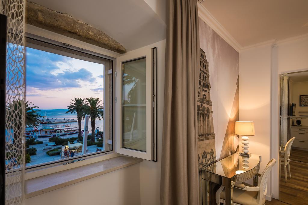 Deluxe Double Room with Sea View