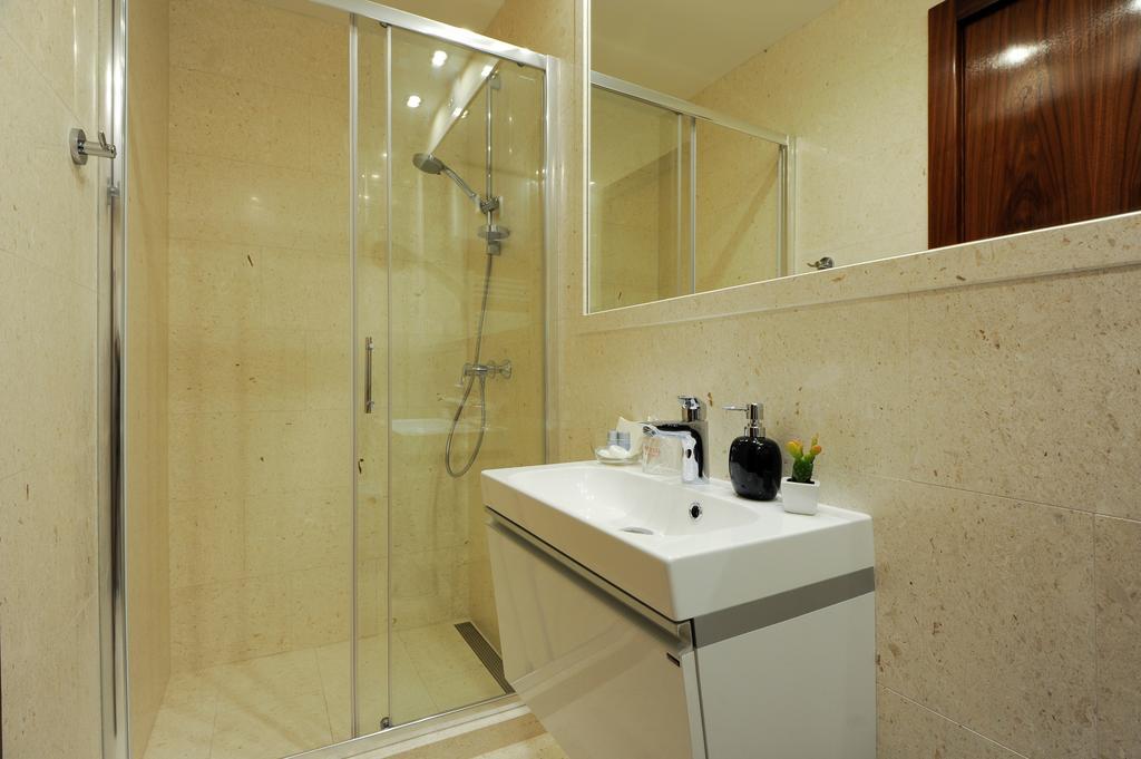 Chambre Double Deluxe avec Douche