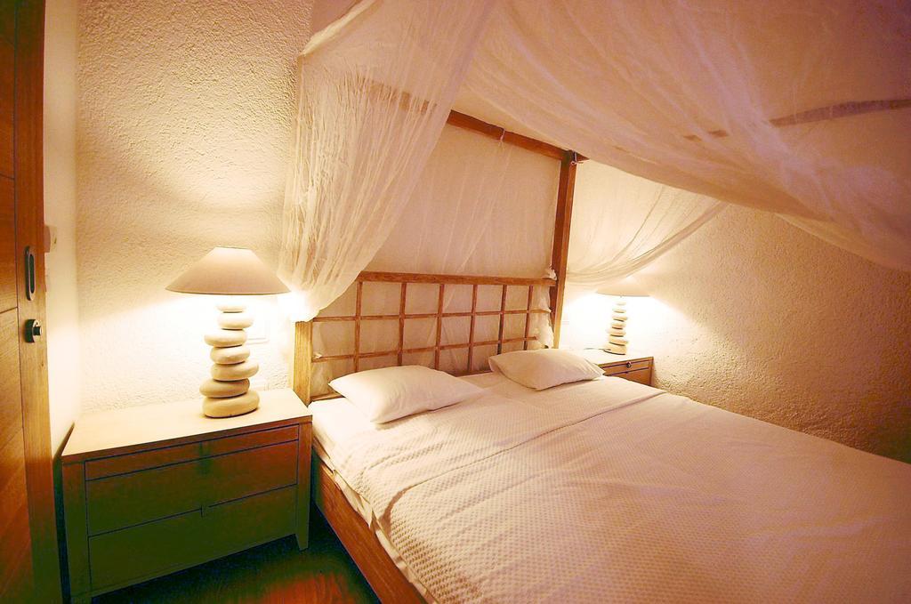 Doppelzimmer mit einer Terrasse und einem Zustellbett