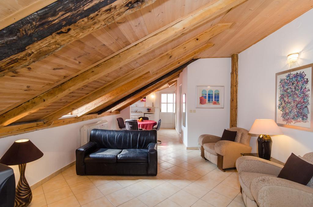 Apartment mit 1 Schlafzimmer, Gemeinschaftsterrasse und Stadtblick