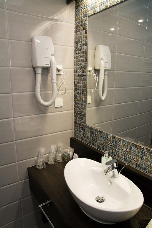 Two-Bedroom Apartment,222216146:JPEG