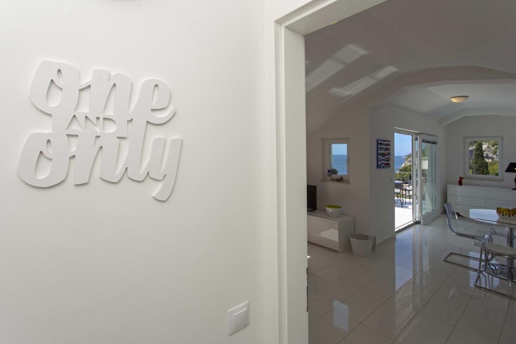 Apartamento de 1 Quarto com Terraço e Vista do Mar