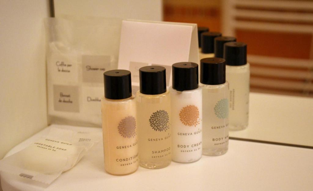 One-Bedroom Apartment with Sea View,125710089:JPEG