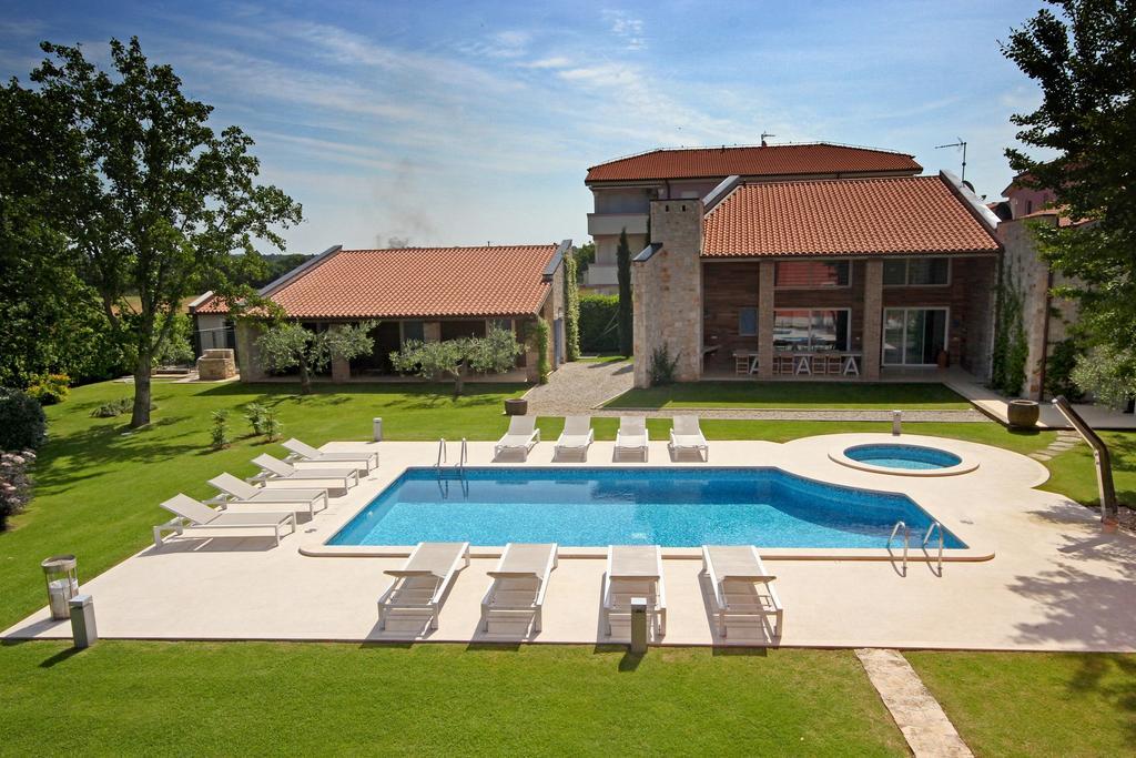 Deluxe Apartment mit 2 Schlafzimmern und Terrasse