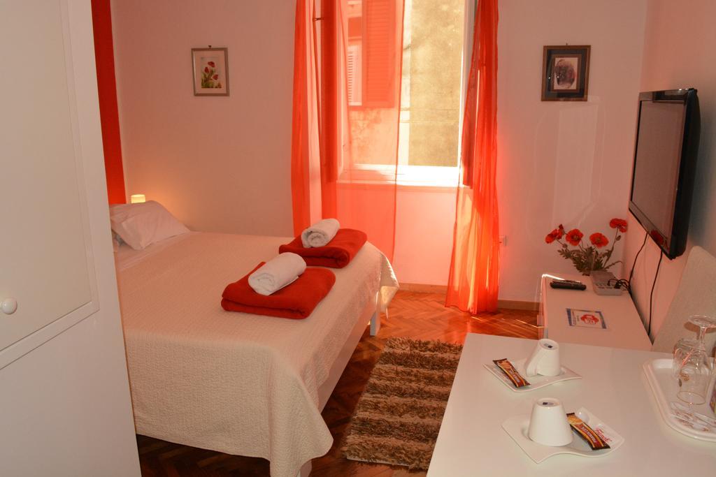 Double Room,695808321:JPEG