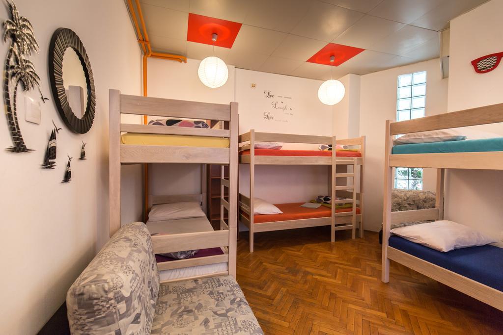 Bett im gemischten Schlafsaal mit 10 Betten