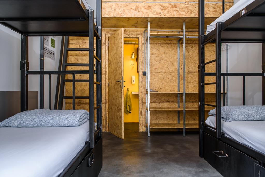 Stapelbed in Gemengde Slaapzaal