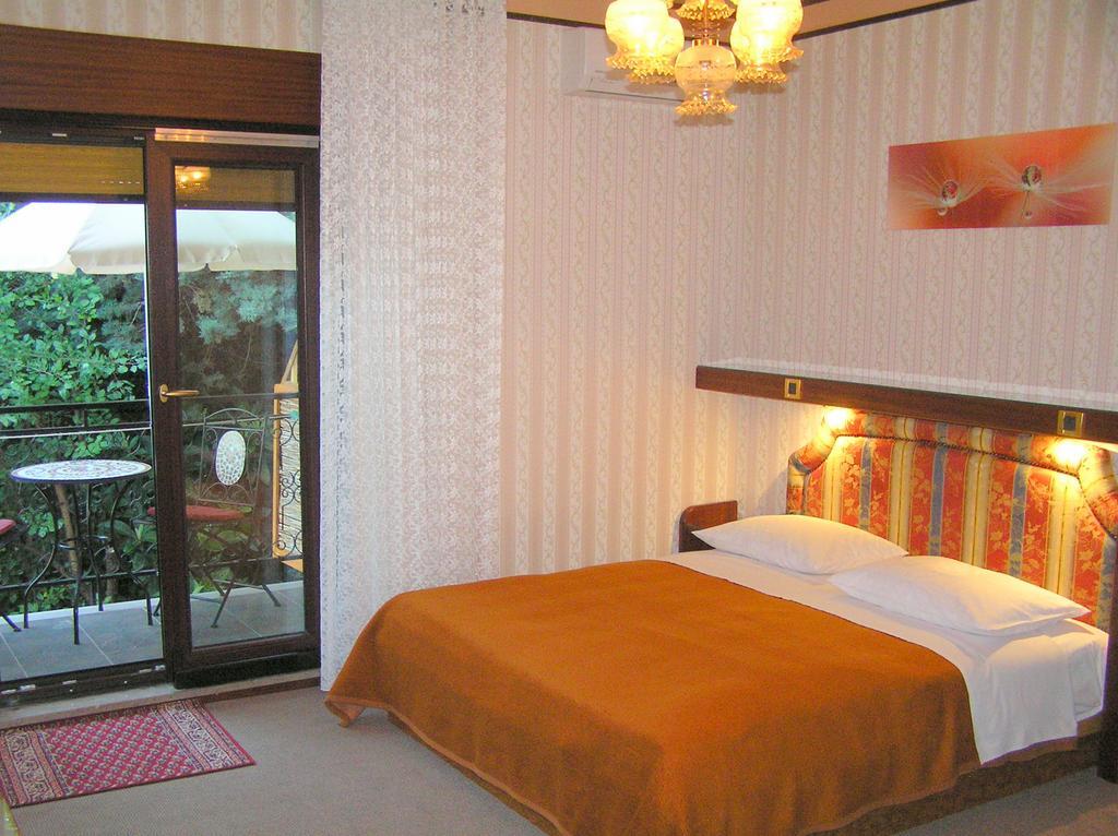 Deluxe Doppelzimmer mit Balkon und Meerblick