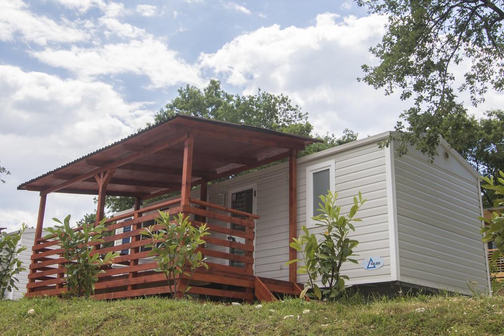 Mobile Home,406275261:JPEG