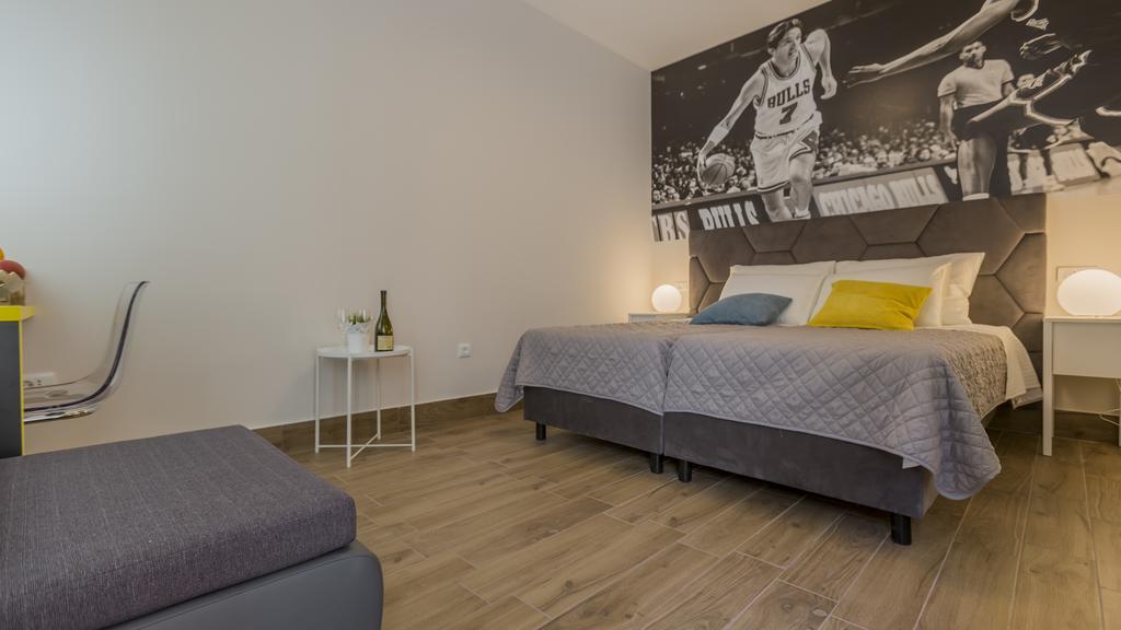 Tweepersoonskamer met 1 of 2 Bedden en een Extra Bed