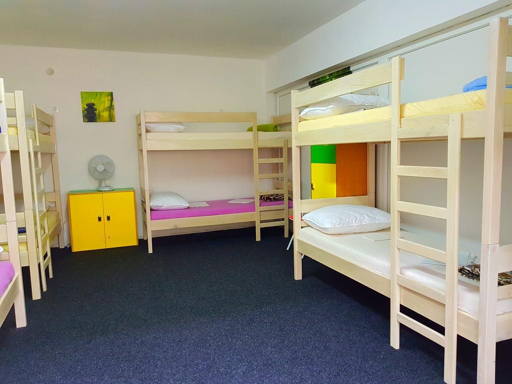 Bett im gemischten Schlafsaal mit 8 Betten