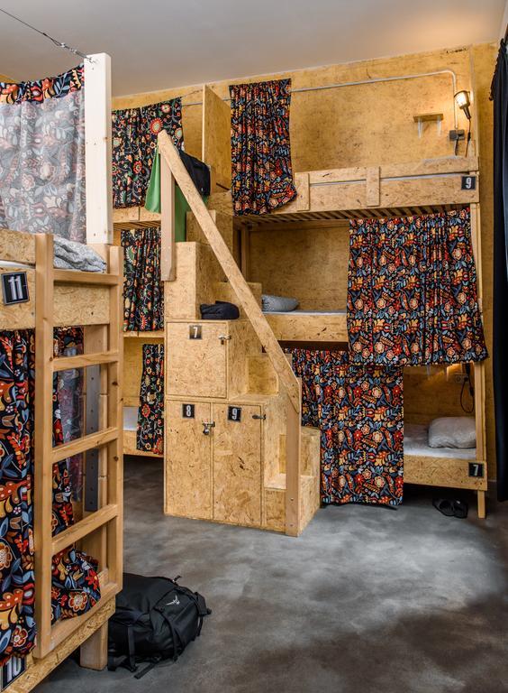 Stapelbed in Gemengde Slaapzaal